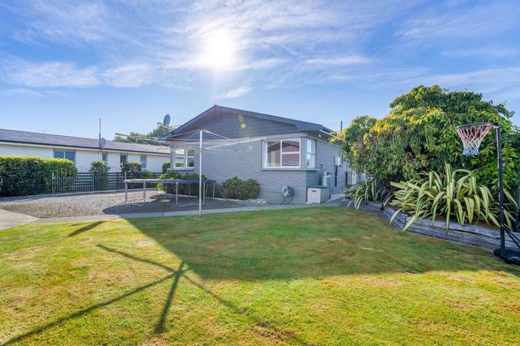 24 Great North Road Winton_13