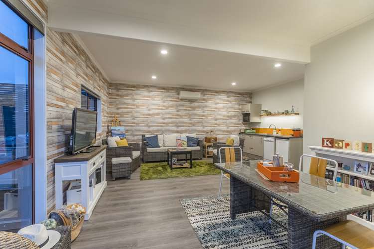 11 Island View Terrace Waikanae Beach_9