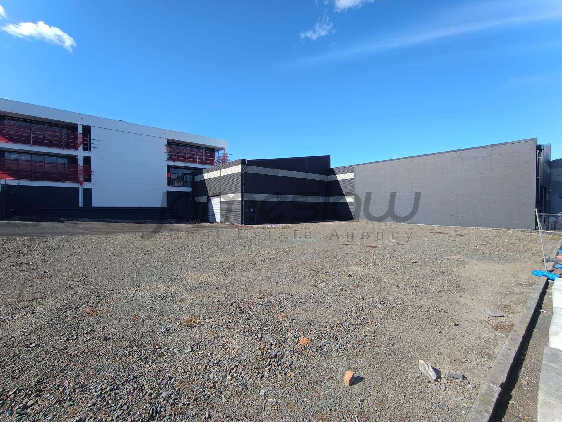 Yard/6-8 Fort Richard Road City Centre_0