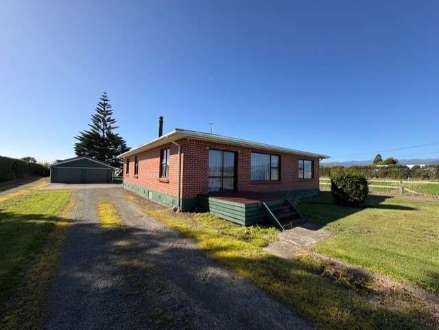 LEVIN - 3 BEDROOMS + SLEEPOUT