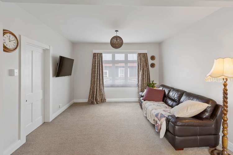 2 Ngahina Street Marton_8