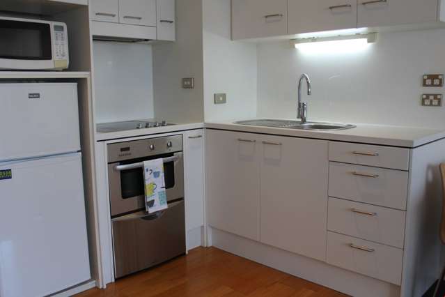 11m/16 Gore Street Auckland Central_2