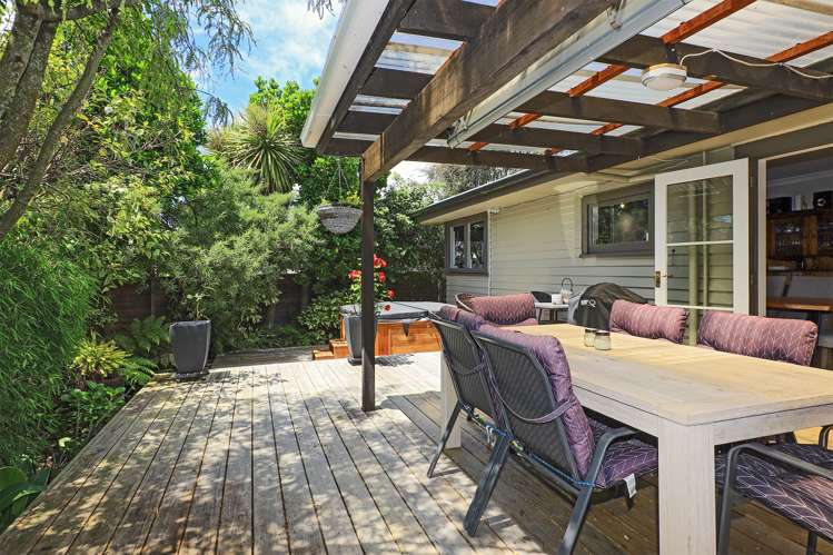 8 Neeve Place Taradale_15