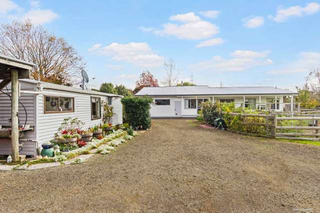 178 Boord Crescent Kumeu_1