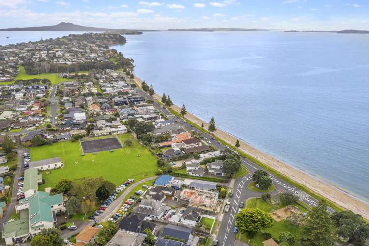 7 Hostel Access Road Eastern Beach_29