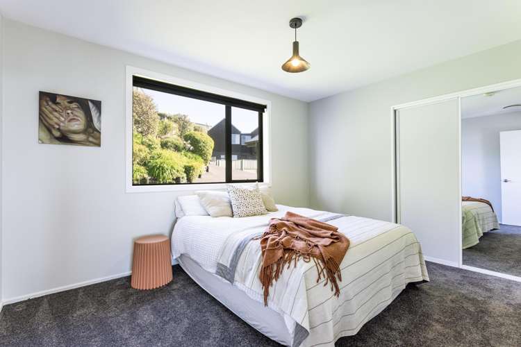 66 Cliffs Road St Clair_37
