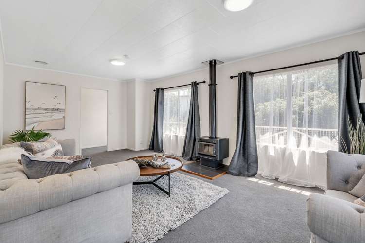 18 Riverside Drive_1