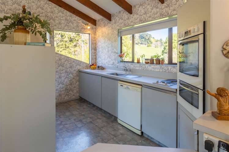 583 Little Akaloa Road Little Akaloa_8