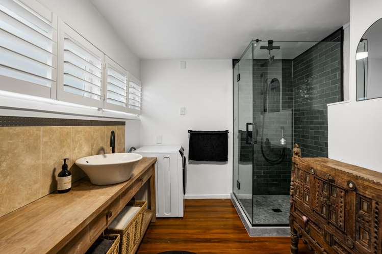 11 Wood Bay Road Titirangi_11