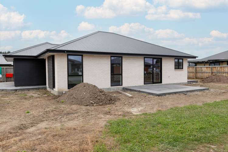 1 Coleman Lane Amberley_2