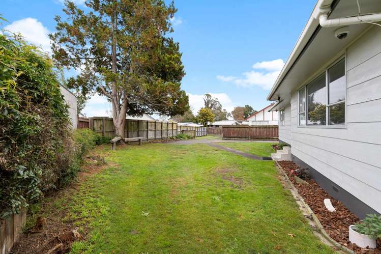 42B Elmwood Crescent Pukete_16