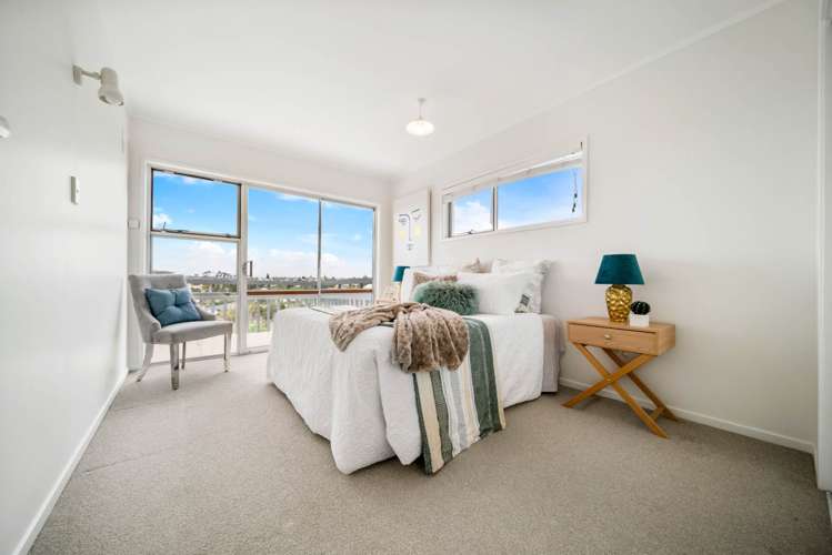 2/100 Sunrise Avenue Mairangi Bay_15