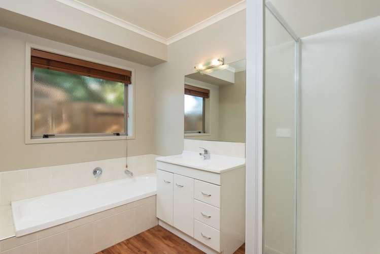 21 Waterford Park Drive Papamoa_12