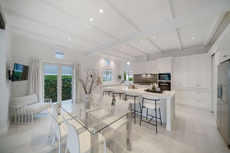 39 Milano Boulevard Karaka_10