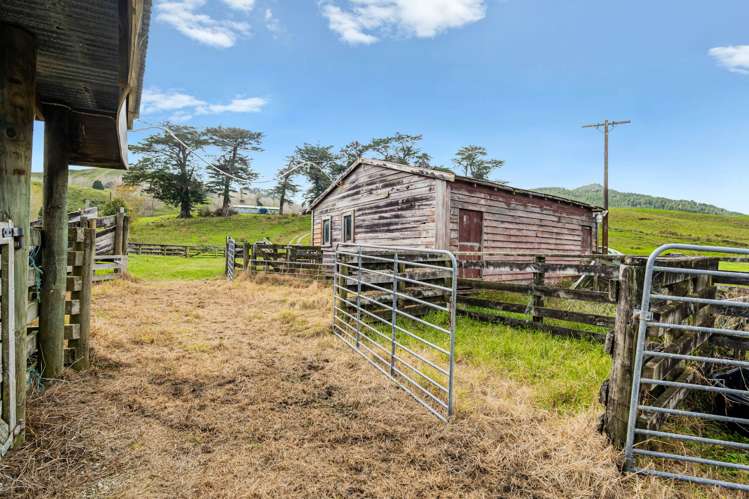 1100 West Coast Road Ahuroa_7