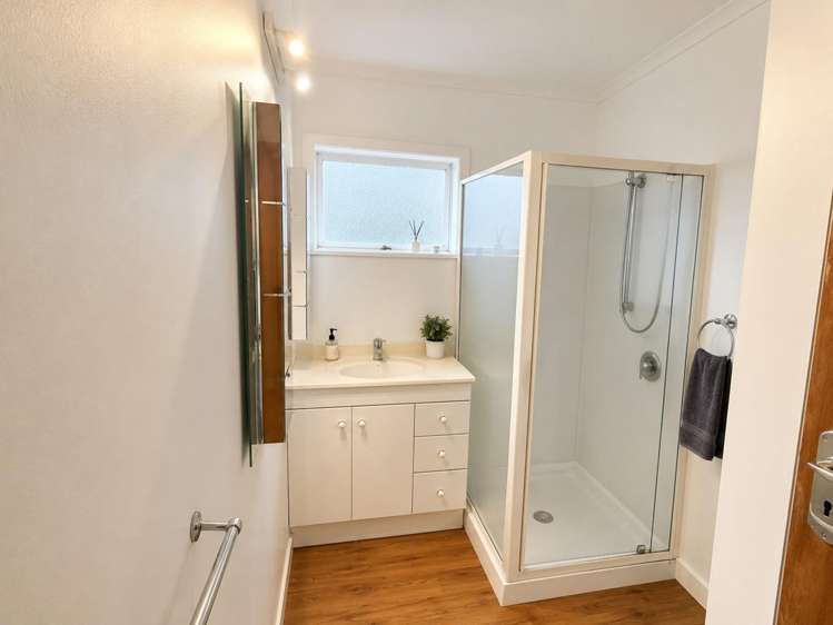 223 Lake Road Belmont_9