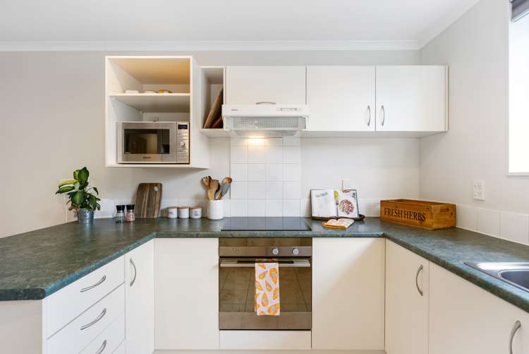 21 Les Marston Place Pukekohe_11