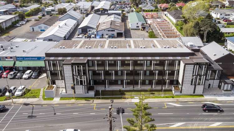 2E/4045 Great North Road_0