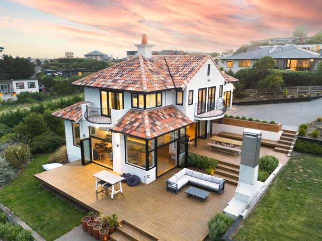 A touch of Tuscany in St Clair