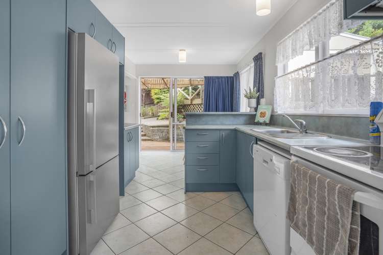 13 Matariki Grove Wainuiomata_7