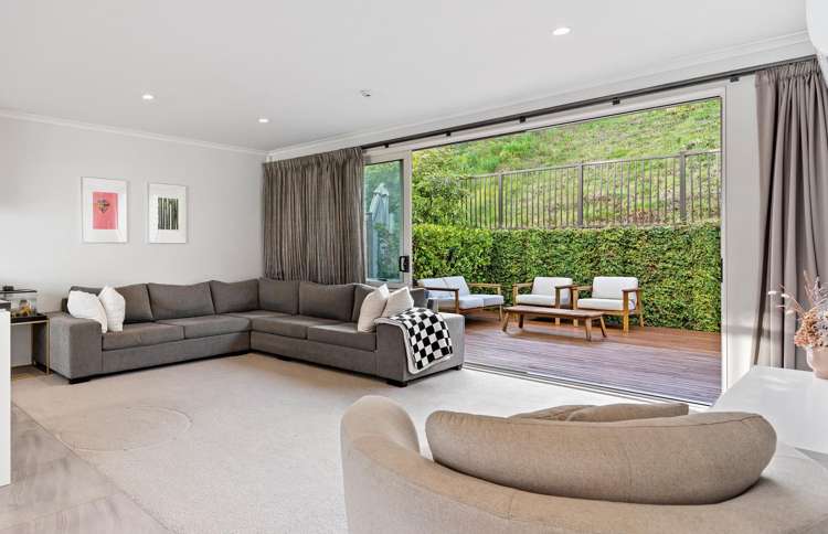 121 Barbarich Drive Stonefields_8