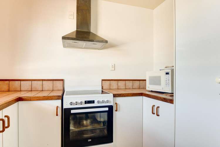 12-16 Cornfoot Street_4