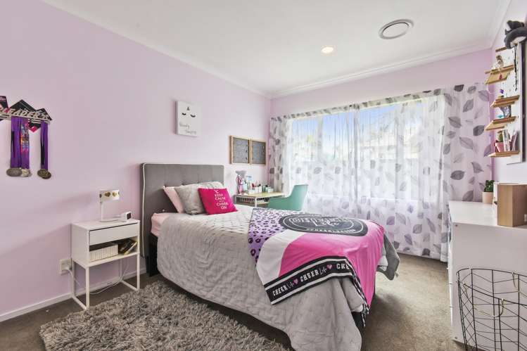 25 Girvan Terrace Wattle Downs_12