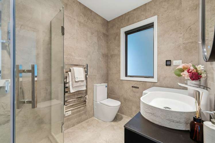 136 Greenhithe Road Greenhithe_15