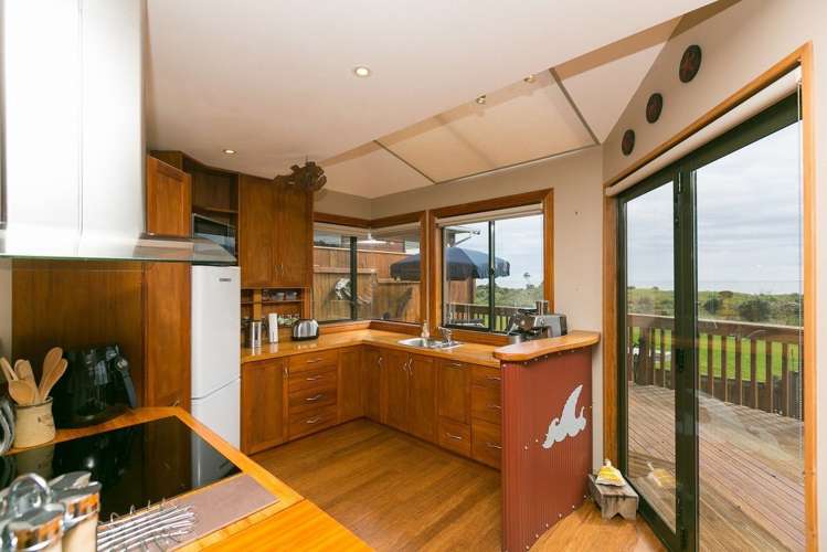 6 Battiscombe Terrace Waitara_12