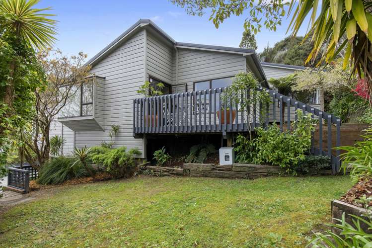 2/103 Horoeka Street_3