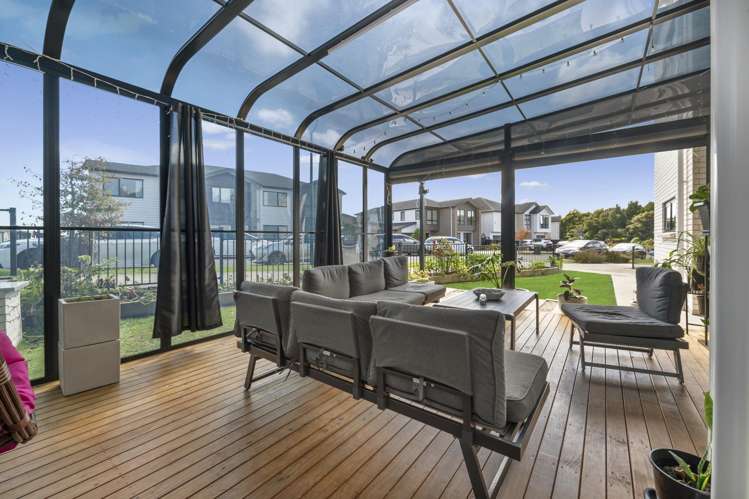 23 Tannaghmore Drive Flat Bush_16