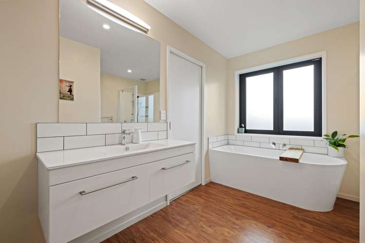 1 Hayfield Terrace Cust_23