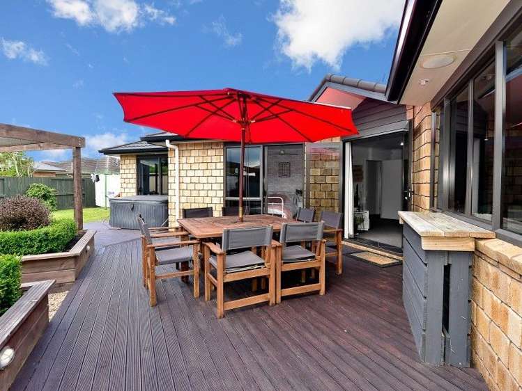 15 Holly Place Rototuna North_23