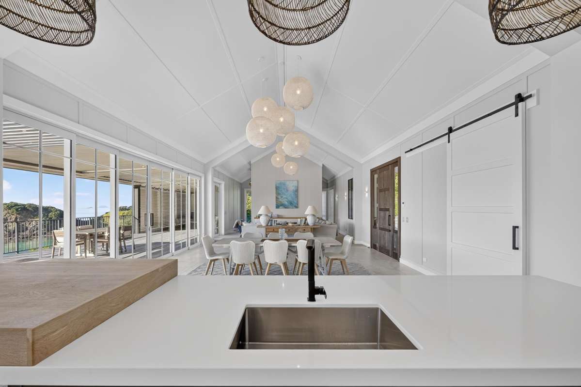 42F Mahinepua Road_4