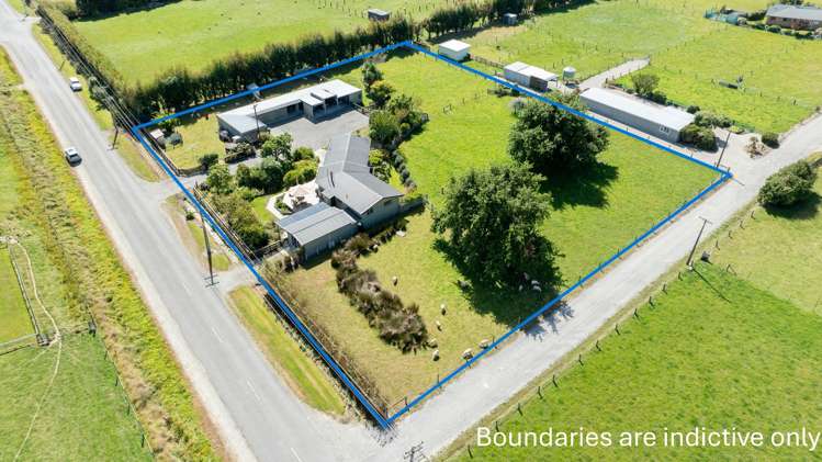 56 Racecourse Road Gore Surrounds_1