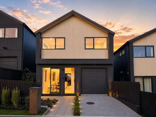 Turnkey Luxury New Build!