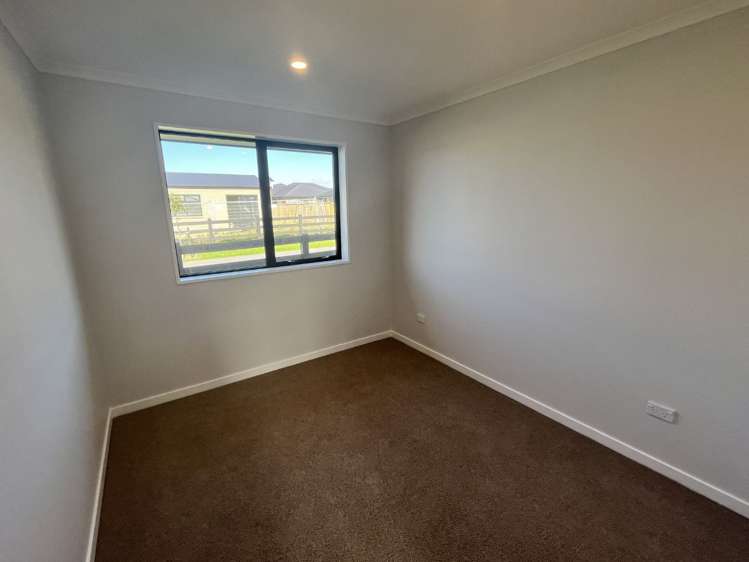 89 Lady Isaac Drive Rolleston_15