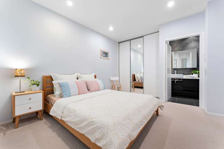 81b Empire Road Epsom_13