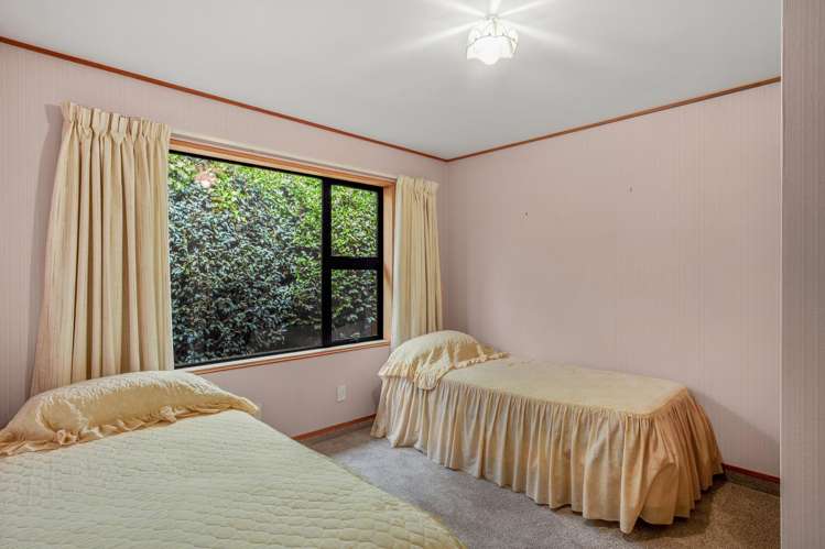 4 Four Views Avenue Kelvin Heights_16