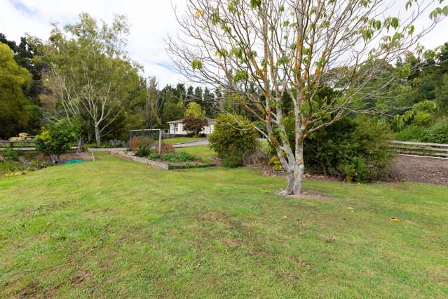 1/2497 Coast Road Pongaroa_4