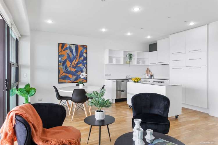 1606/18 Beach Road Auckland Central_5