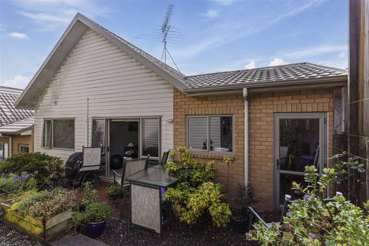 124/172 Mcleod Road Te Atatu South_0