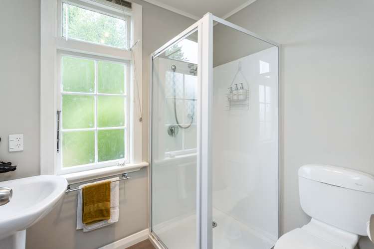 50 Hazel Avenue Caversham_7