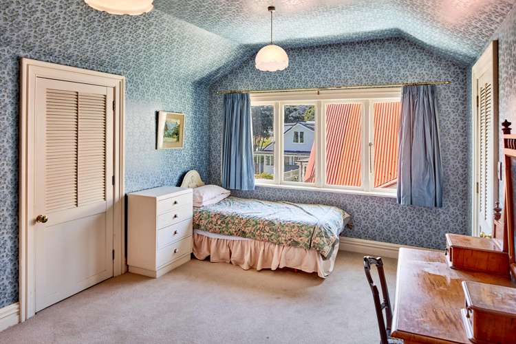 35 Marine Parade Eastbourne_23