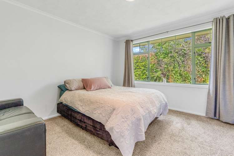 5 Holyhead Street Outram_8