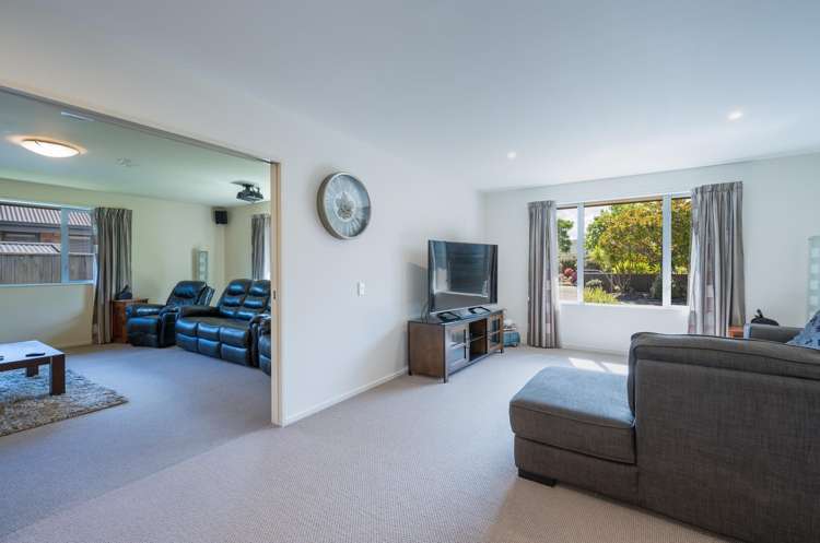 53 Covent Drive Stoke_8