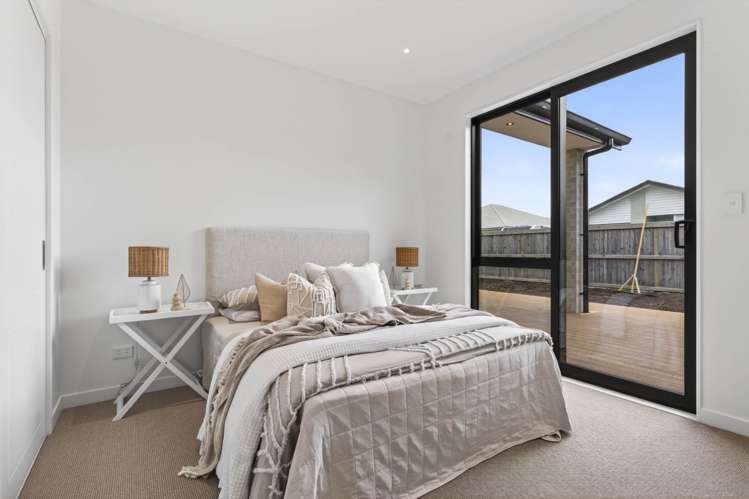 20 Beveridge Road One Tree Point_21