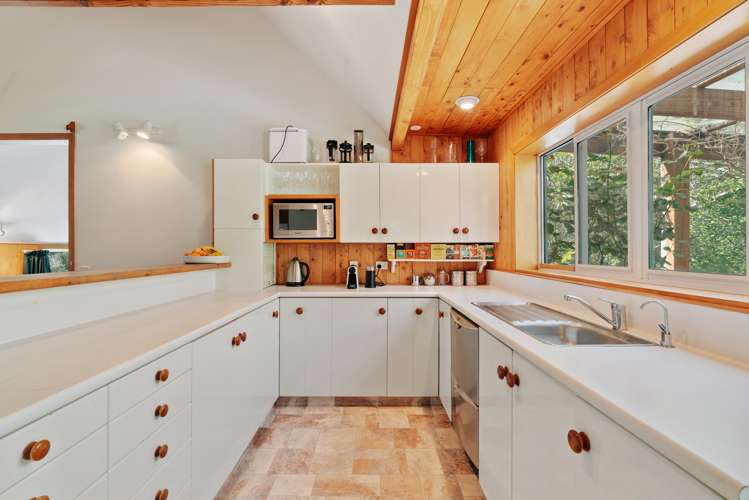 504 Aubrey Road Wanaka_9