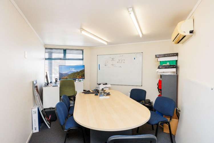 711B Tremaine Avenue Milson_11