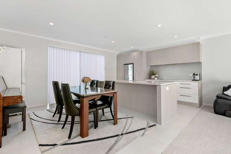 137 Barbarich Drive Stonefields_5